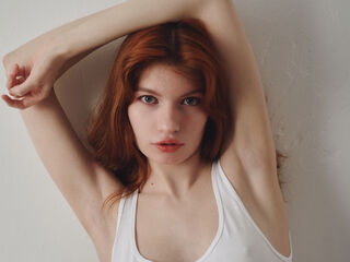 naked webcam girl picture LolyMenson