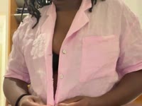 Young girl that like showing her sexyness to stranger, i love the idea of making them horny by seeing me ,I have taboo, verry open minded