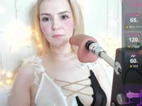 Hello, I m Kaya ♥Student, majority is psychology of marketing. I love to be here, to explore my sexuality and to share energy with u.Love to play with my fuckmachine, so join my room for the hot show