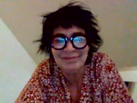 Coucou merci de venir découvrir qui je suis une femme mature, coquine qui aime la simplicité, la sensualité, gourmande de nouvelles choses et très cochonne, à deux c