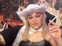 15 years experienced, professional in the execution of any fetish of any kind. If you are not a real and humble slave stay away from this room