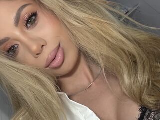 camgirl playing with dildo KaylaBens