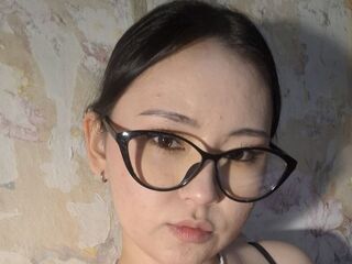 naughty camgirl picture LauriMoradel