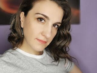 nude webcamgirl photo EmberWinchester