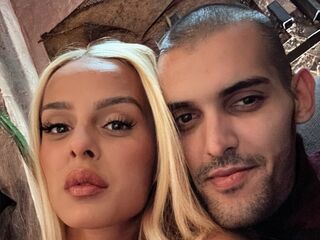 live webcam couple GinaMikelSchmidt