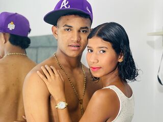camcouple chat room KattyANDLuis
