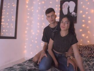 hot couple cam live sarahyanderson