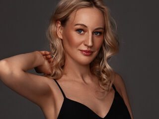 domina live cam AbeyAmaze