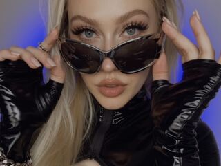 submission chat room LiyaWilde