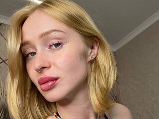 camgirl playing with vibrator AdeleAllens