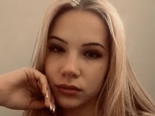 fingering camwhore AletaKunde