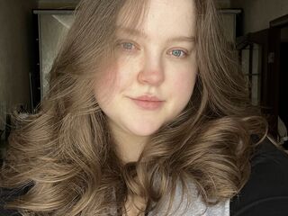 topless camgirl AliceAs