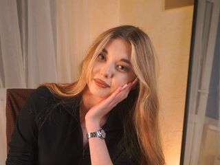 free nude webcam show AlonaYouell