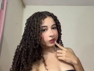 hot strip tease web cam AmandaFerri