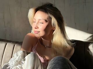 adult webcam chat room AmberGrin