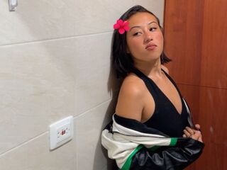 naked webcam girl fingering AndreaTapiero