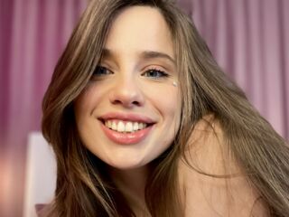 nude cam girl photo AngelineDivinne