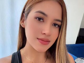 camwhore fingering shaved pussy ArianaBlosom