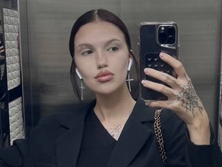 erotic ArlindaMarotti