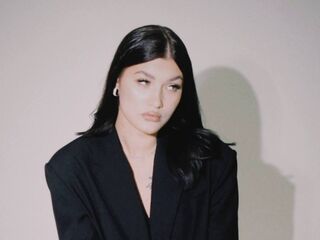 webcam show AsiaShifman