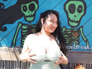 fingering cam girl AstraINara