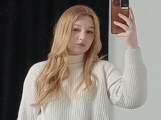 naked cam girl masturbating with sextoy AutumnCoxwell