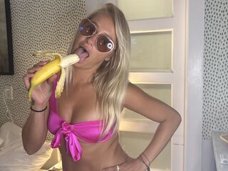 nude cam girl photo BeachBarby