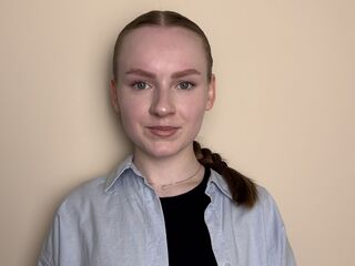 naughty videochat BettyannGrenon