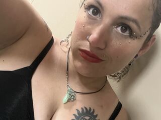 closeup web cam BrattyBride