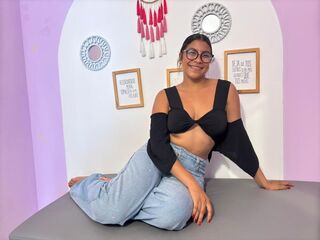 chat room live cam BrianaMontes