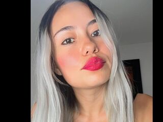 camgirl showing pussy CamilaCopperX