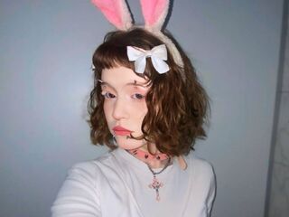 camgirl masturbating CamilaIce