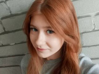 cam girl showing tits CandaceSempek