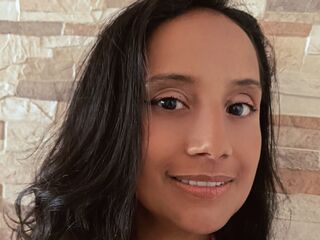 cam girl playing with vibrator CanelaSmit