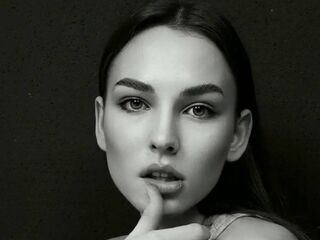 webcam girl chatroom CariGugliuzza