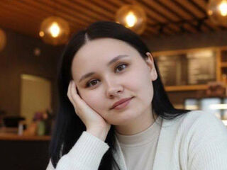 masturbating cam girl CathernKorwin