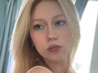 chat room picture CeciliaWhithrock
