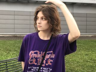 adult videochat webcam CorinneKeidong