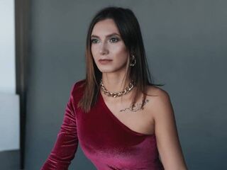 camwhore spreading pussy DakotaRusso