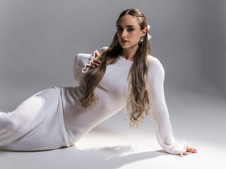 beautiful webcamgirl DannaWhite