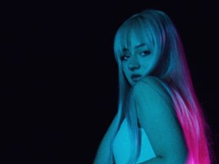 bedroom live cam DannahMaers