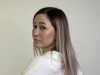 free live chatroom DaphneBoyter