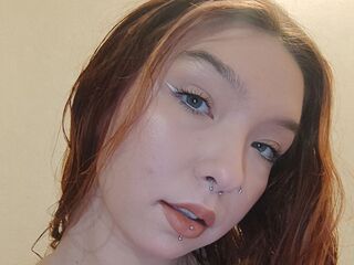 beautiful webcamgirl DareleneEves