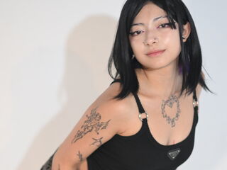 camslut topless DarlaKing