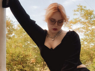 sexy webcam girl DarnellSehorn