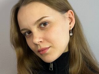 hot chatroom DavinaMcglinchey