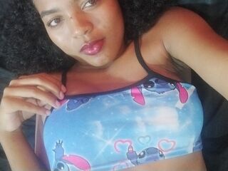 naughty cam girl fingering pussy DaysiPolo