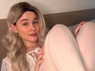 spy webcam DeluaMoon