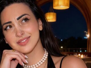 camslut topless ElesseLust