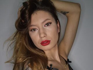 adultcam pic ElliaBellamy